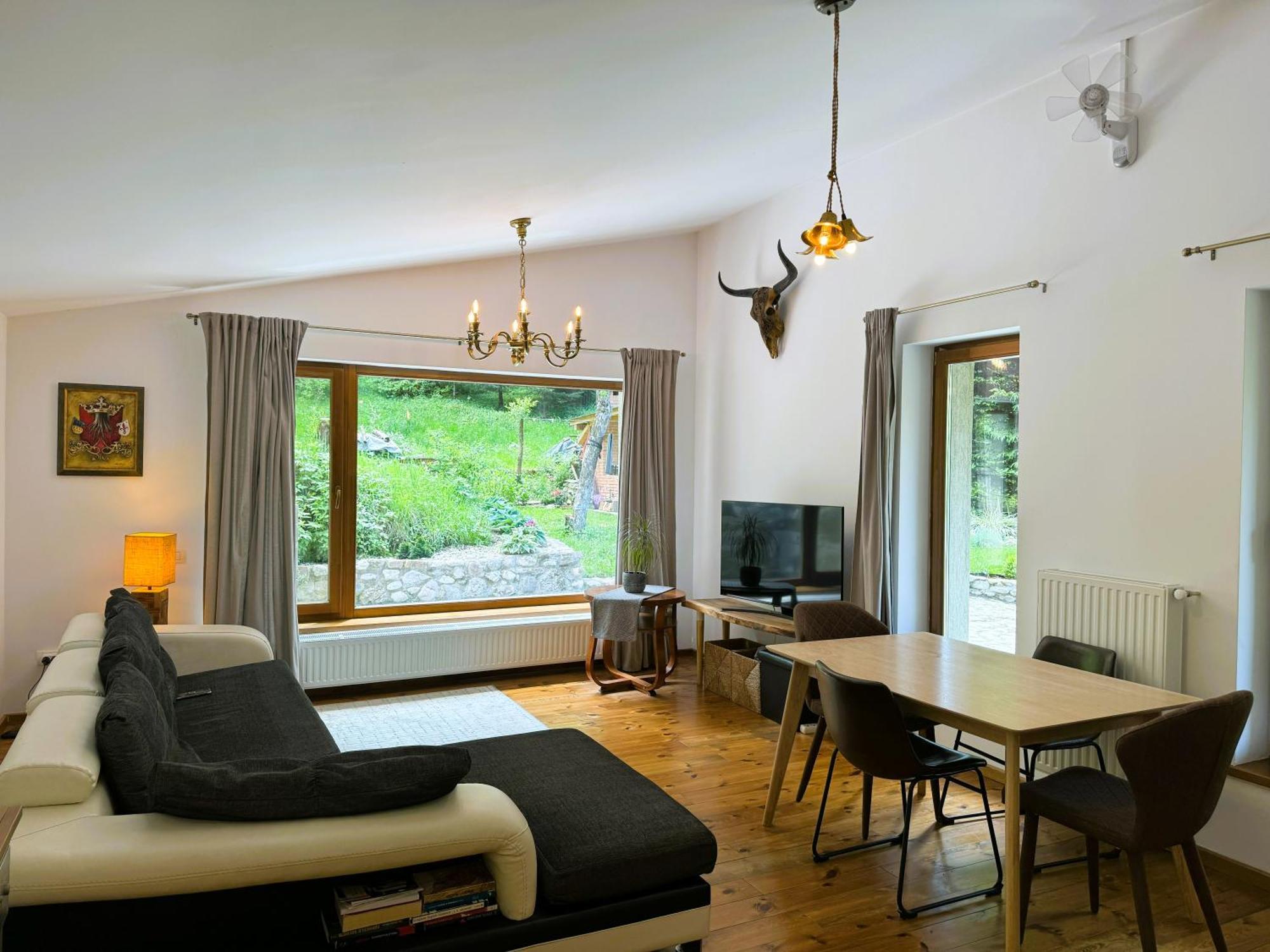 Soho Lodge Rasnov Екстериор снимка